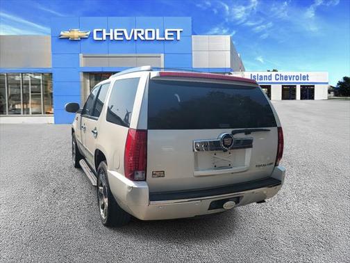 2012 Cadillac Escalade Luxury