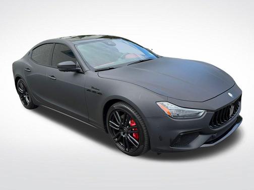 2023 Maserati Ghibli Modena Q4