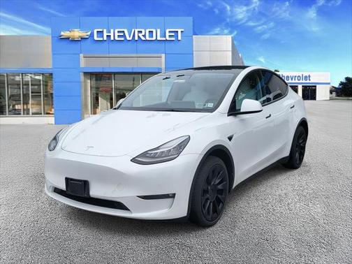 2022 Tesla Model Y Long Range Dual Motor All-Wheel Drive