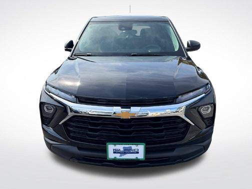 Mosaic Black Metallic 2026 Chevrolet Trailblazer LS