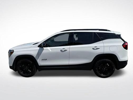 Summit White 2023 GMC Terrain AT4