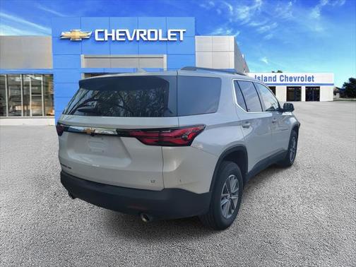 2022 Chevrolet Traverse LT Cloth