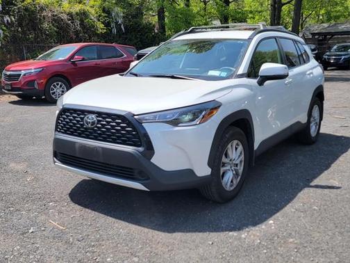 2022 Toyota Corolla Cross LE