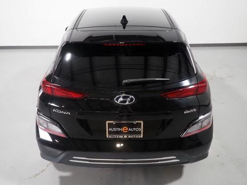 Ultra Black 2023 Hyundai KONA EV SE