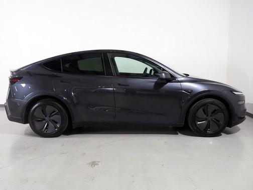 2026 Tesla Model Y Premium All-Wheel Drive