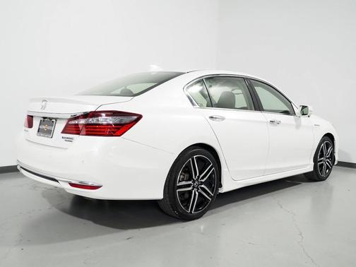 2017 Honda Accord Hybrid Touring