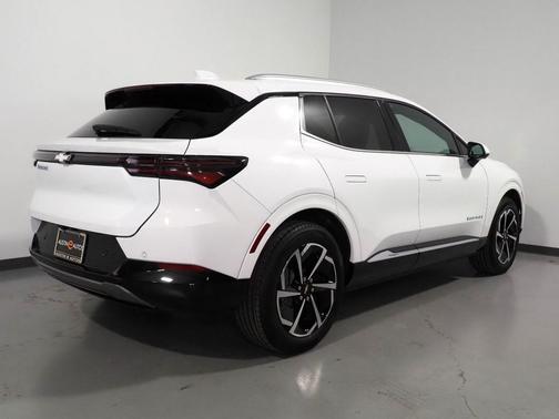 2024 Chevrolet Equinox EV 2LT