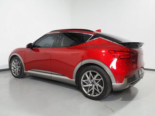 2024 Genesis GV60 Advanced AWD