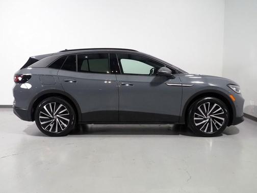 Pure Gray 2024 Volkswagen ID.4 S