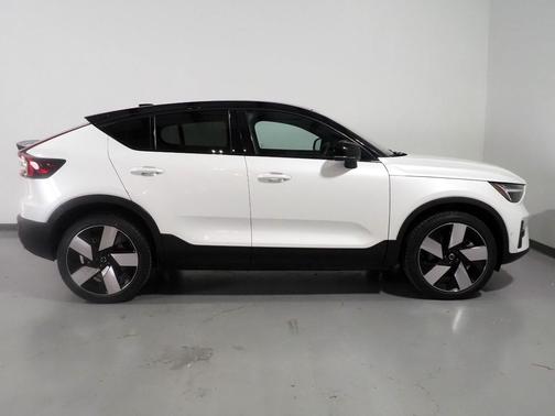 2022 Volvo C40 Recharge Pure Electric P8 Ultimate