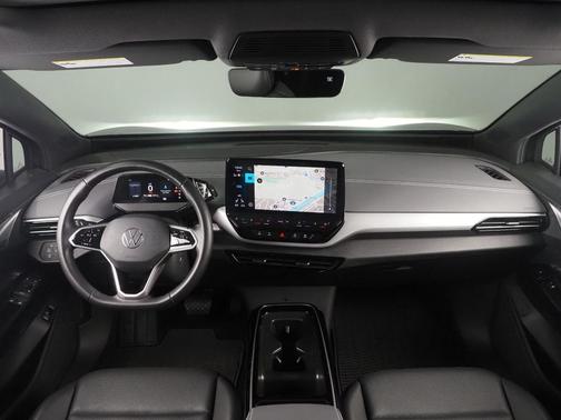 Deep Black Pearl 2023 Volkswagen ID.4 *PANORAMA GLASS ROOF, NAVIGATION, DIGITAL COCKPIT, ADAPTIVE CRUISE, SAFETY ALERTS, BACKUP-CAMERA, HEATED SEATS/STEERING, POWER LIFTGATE, WIRELESS CHARGING, ANDROID & APPLE