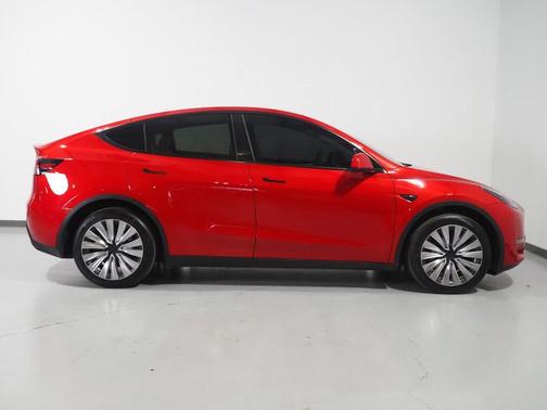 Red Multi-Coat 2023 Tesla Model Y *AUTOPILOT, NAVIGATION, SAFETY ALERTS, ADAPTIVE CRUISE, SURROUND VIEW CAMERAS, PANORAMA GLASS ROOF, HEATED SEATS/STEERING WHEEL, WIRELESS CHARGING