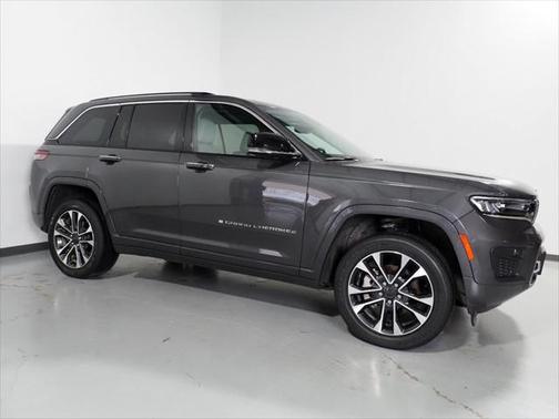 2023 Jeep Grand Cherokee Overland