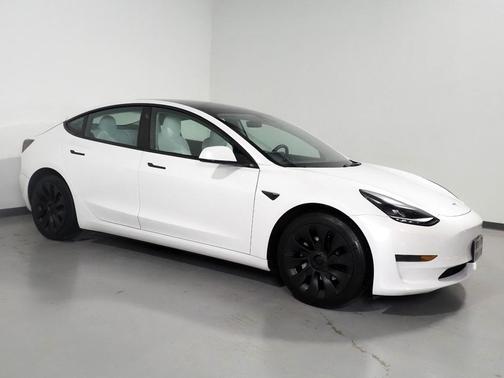 2023 Tesla Model 3 Standard Range