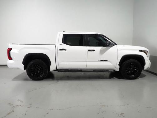 Ice Cap 2026 Toyota Tundra SR5