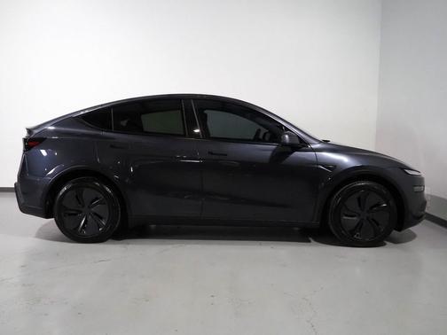 Stealth Grey 2026 Tesla Model Y Premium Rear-Wheel Drive