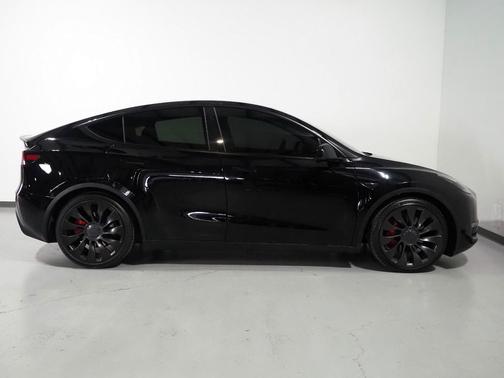 Solid Black 2023 Tesla Model Y Performance Dual Motor All-Wheel Drive