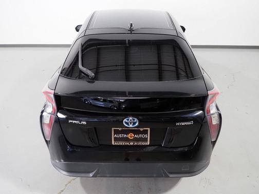 2016 Toyota Prius Four Touring