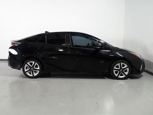 2016 Toyota Prius Four Touring