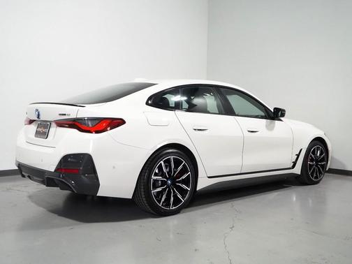 Alpine White 2023 BMW i4 Gran Coupe eDrive40