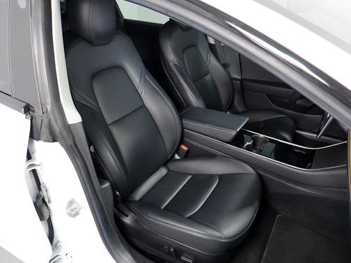 2019 Tesla Model 3 Standard Range