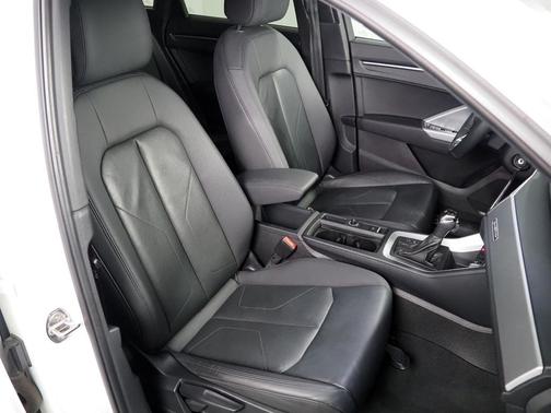 2019 Audi Q3 2.0T Premium