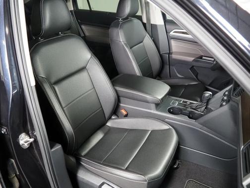 2021 Volkswagen Atlas 3.6L SE w/Technology