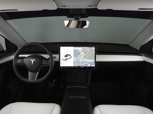 2023 Tesla Model Y *AUTOPILOT, NAVIGATION, SAFETY ALERTS, ADAPTIVE CRUISE, SURROUND VIEW CAMERAS, PANORAMA GLASS ROOF, HEATED SEATS/STEERING WHEEL, WIRELESS CHARGING