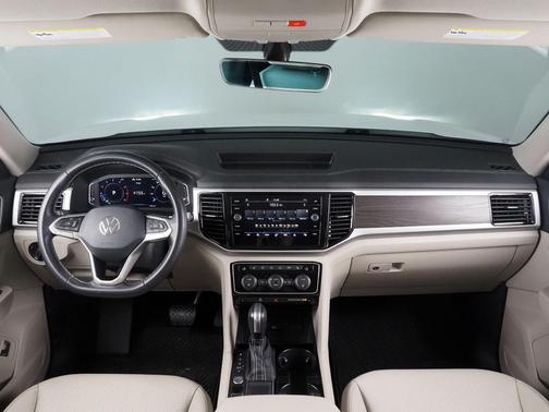 2023 Volkswagen Atlas 3.6L SE w/Technology