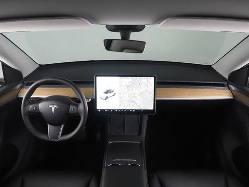 2025 Tesla Model Y Long Range Dual Motor All-Wheel Drive