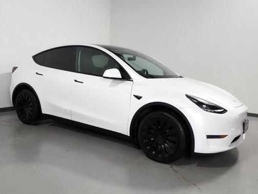 2025 Tesla Model Y Long Range Dual Motor All-Wheel Drive