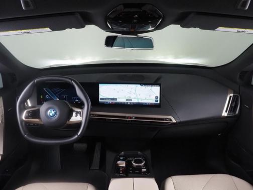 2024 BMW iX xDrive50