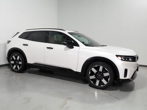 Snowfall Pearl 2024 Honda Prologue Elite SUV