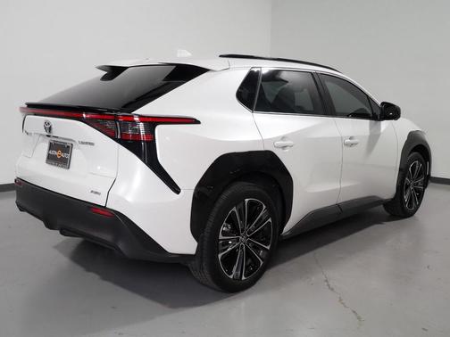 2023 Toyota bZ4X Limited