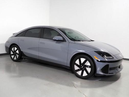 2023 Hyundai IONIQ 6 SE Standard Range