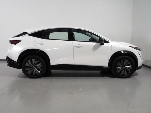 2024 Nissan ARIYA ENGAGE