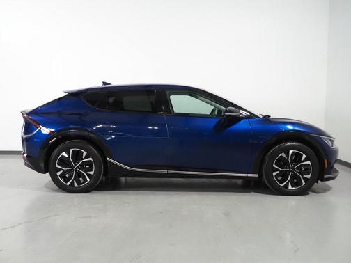2024 Kia EV6 Wind