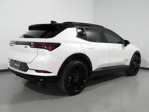 2024 Chevrolet Equinox EV RS