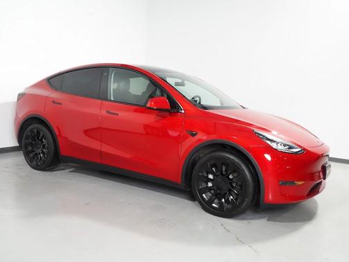 2023 Tesla Model Y *AUTOPILOT, NAVIGATION, SAFETY ALERTS, ADAPTIVE CRUISE, SURROUND VIEW CAMERAS, PANORAMA GLASS ROOF, HEATED SEATS/STEERING WHEEL, 20 INCH INDUCTION WHEELS, WIRELESS CHARGING