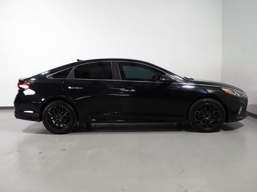 Phantom Black 2019 Hyundai SONATA SEL