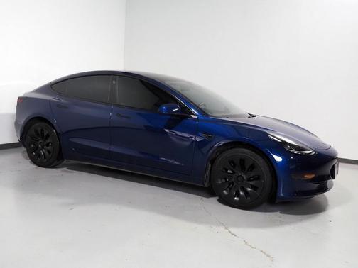 Deep Blue Metallic 2023 Tesla Model 3 Standard Range