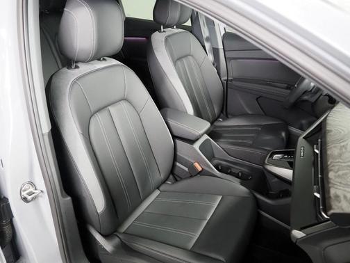 2024 Audi Q4 e-tron Premium Plus 55 quattro