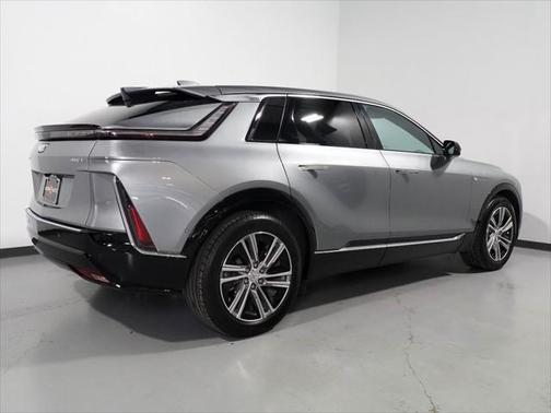 2024 Cadillac LYRIQ Luxury w/1SC