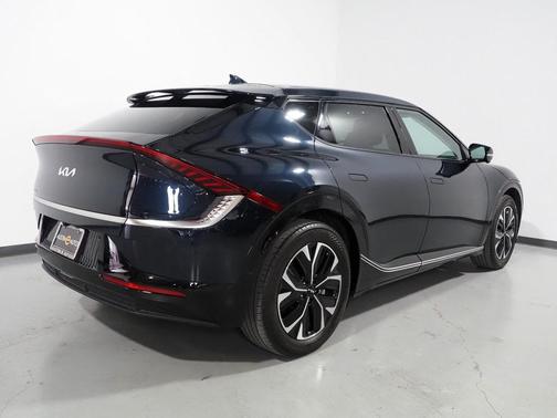 2023 Kia EV6 Wind