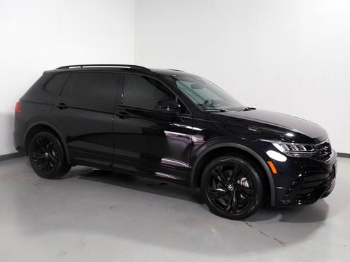 2024 Volkswagen Tiguan 2.0T SE R-Line Black