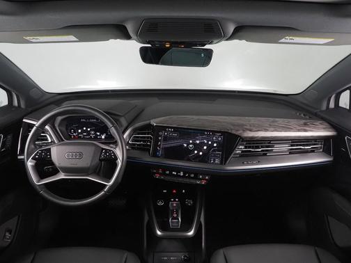 2024 Audi Q4 e-tron Premium Plus 55 quattro