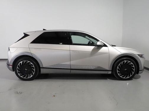 2023 Hyundai IONIQ 5 Limited