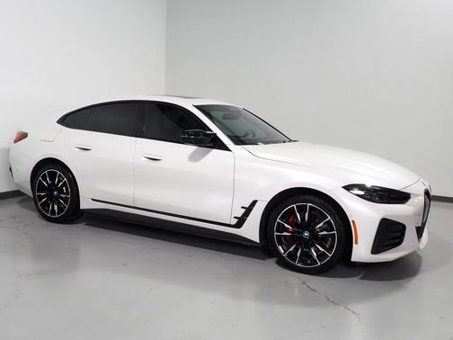 Mineral White Metallic 2023 BMW i4 Gran Coupe M50