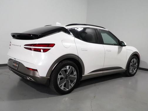 2024 Genesis GV60 Standard RWD