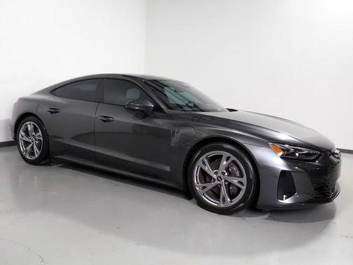 2023 Audi e-tron GT Premium Plus quattro